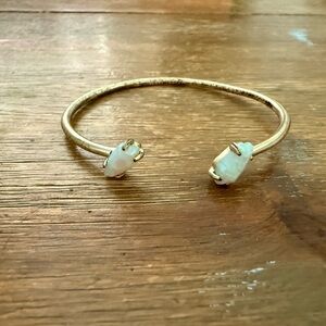 Kendra Scott Gold Bracelet with White Stones